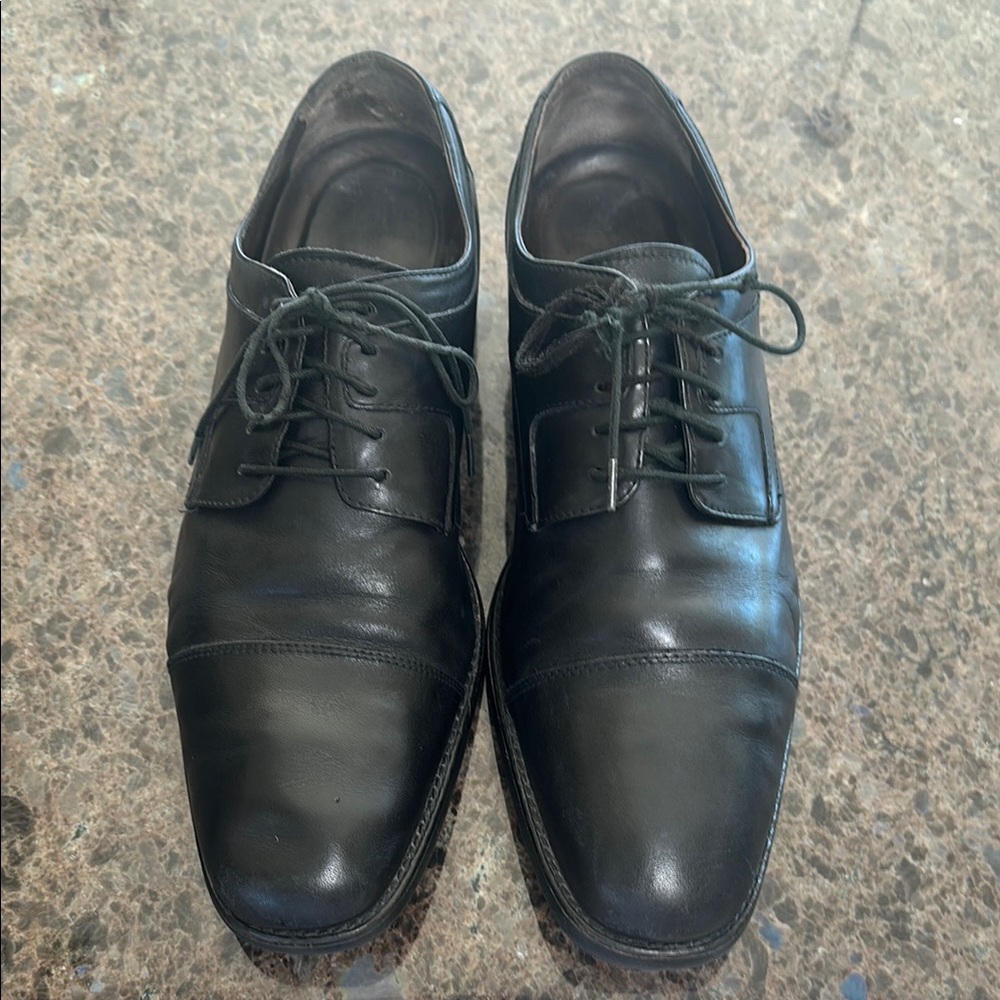 Johnston & Murphy Black Leather Oxfords